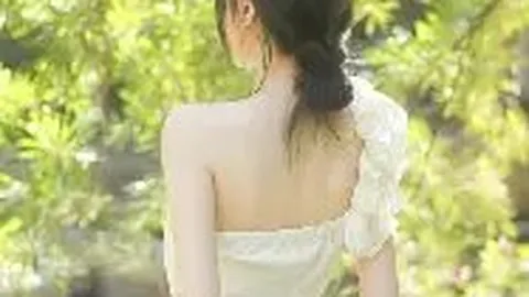 邹市明长子轩轩蜕变记：从萌娃成长为英俊少年