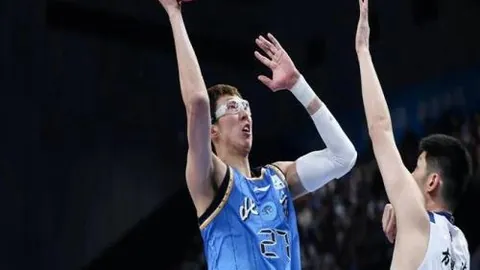 【限时抢看】NBA焦点对决：灰熊激战马刺，揭秘独家让分风向标！